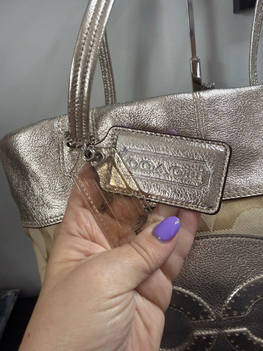 Coach Julia Op Art Perry Gold Tote Bag with original hangtags! - Picture 3 of 17